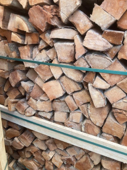 Preview: B-Ware - 5,6 SRM Buchenholz in 33cm Holzlänge, trocken als loses Schüttgut